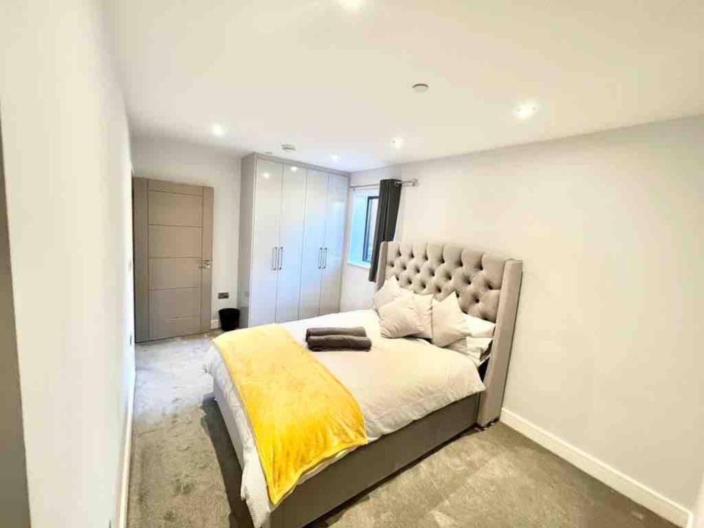 D & D Luxury Apartments Stanmore  Ngoại thất bức ảnh