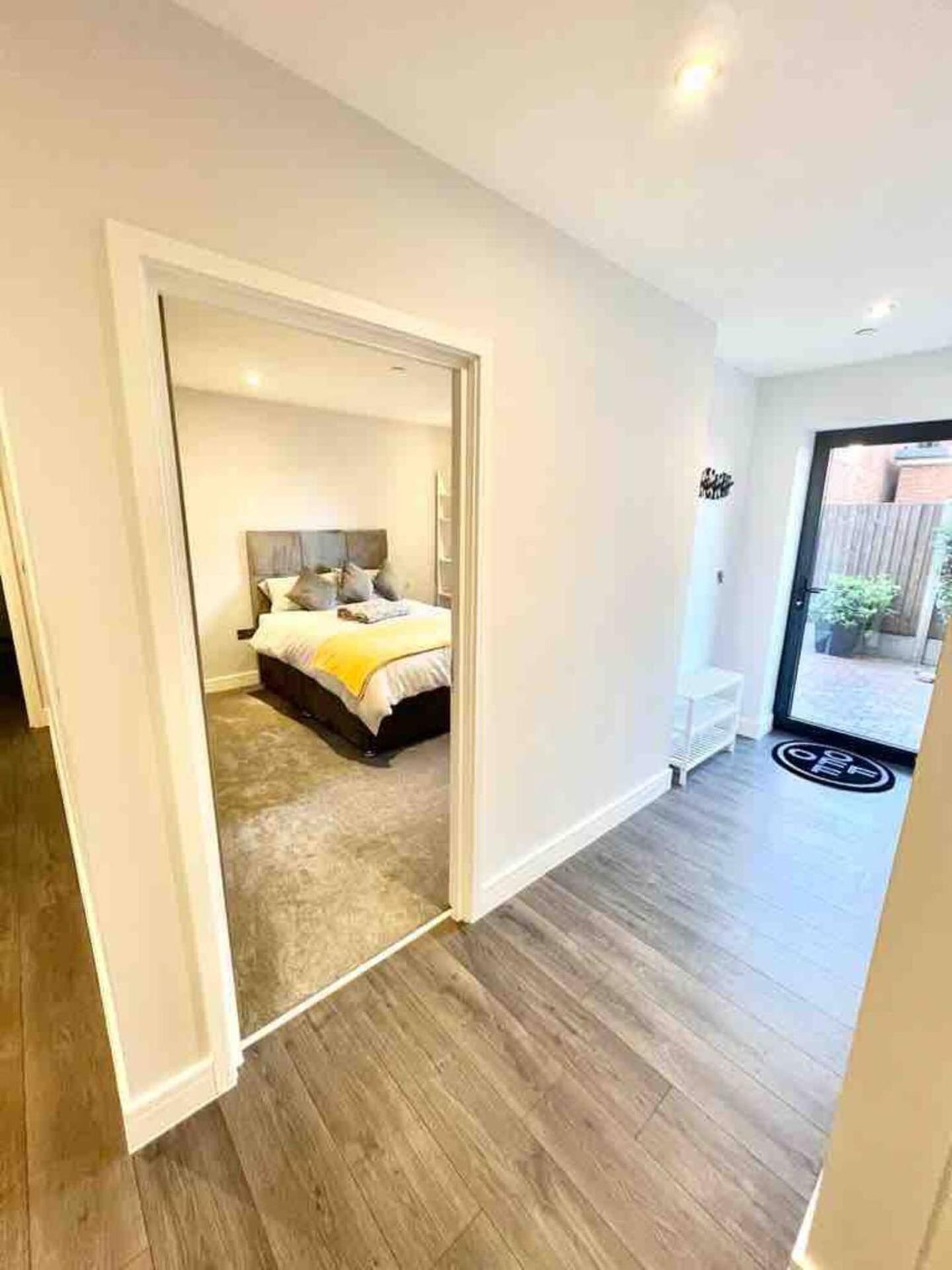 D & D Luxury Apartments Stanmore  Ngoại thất bức ảnh