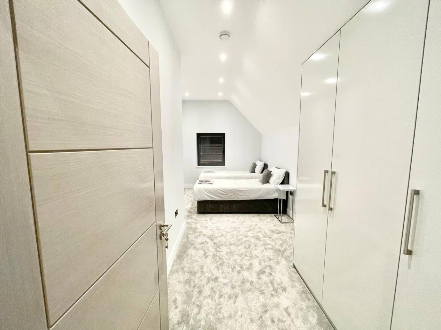 D & D Luxury Apartments Stanmore  Ngoại thất bức ảnh