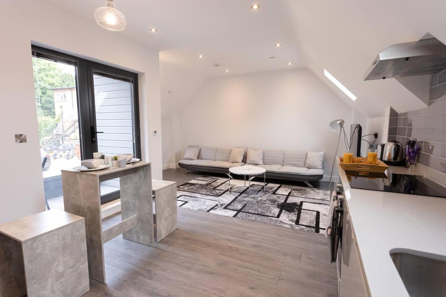 D & D Luxury Apartments Stanmore  Ngoại thất bức ảnh